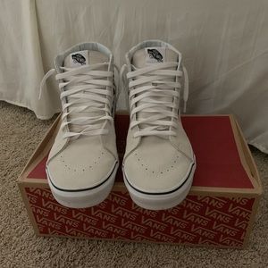 Vans checkerboard flames sk8 hi’s